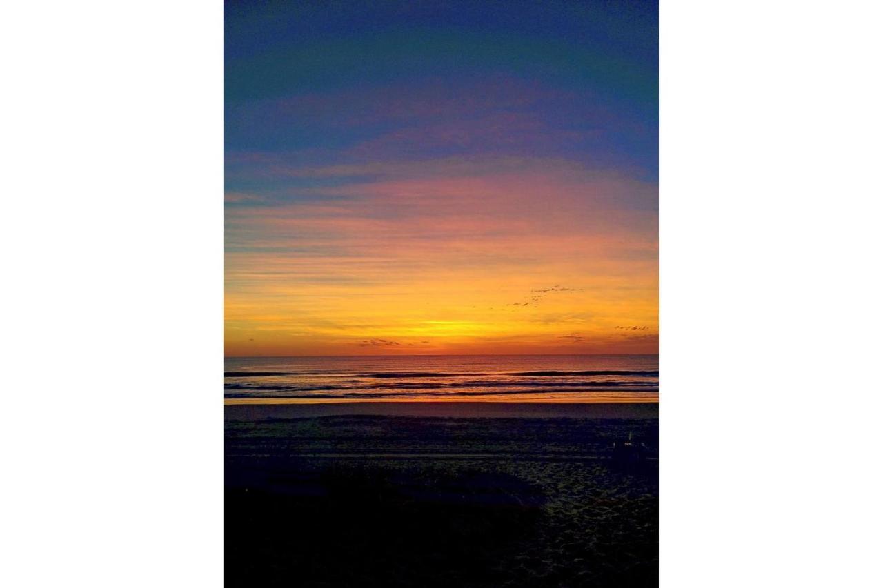 Tranquilidade A Alguns Passos Da Praia - Churrasqueira, Super Wi-Fi! Matinhos Esterno foto